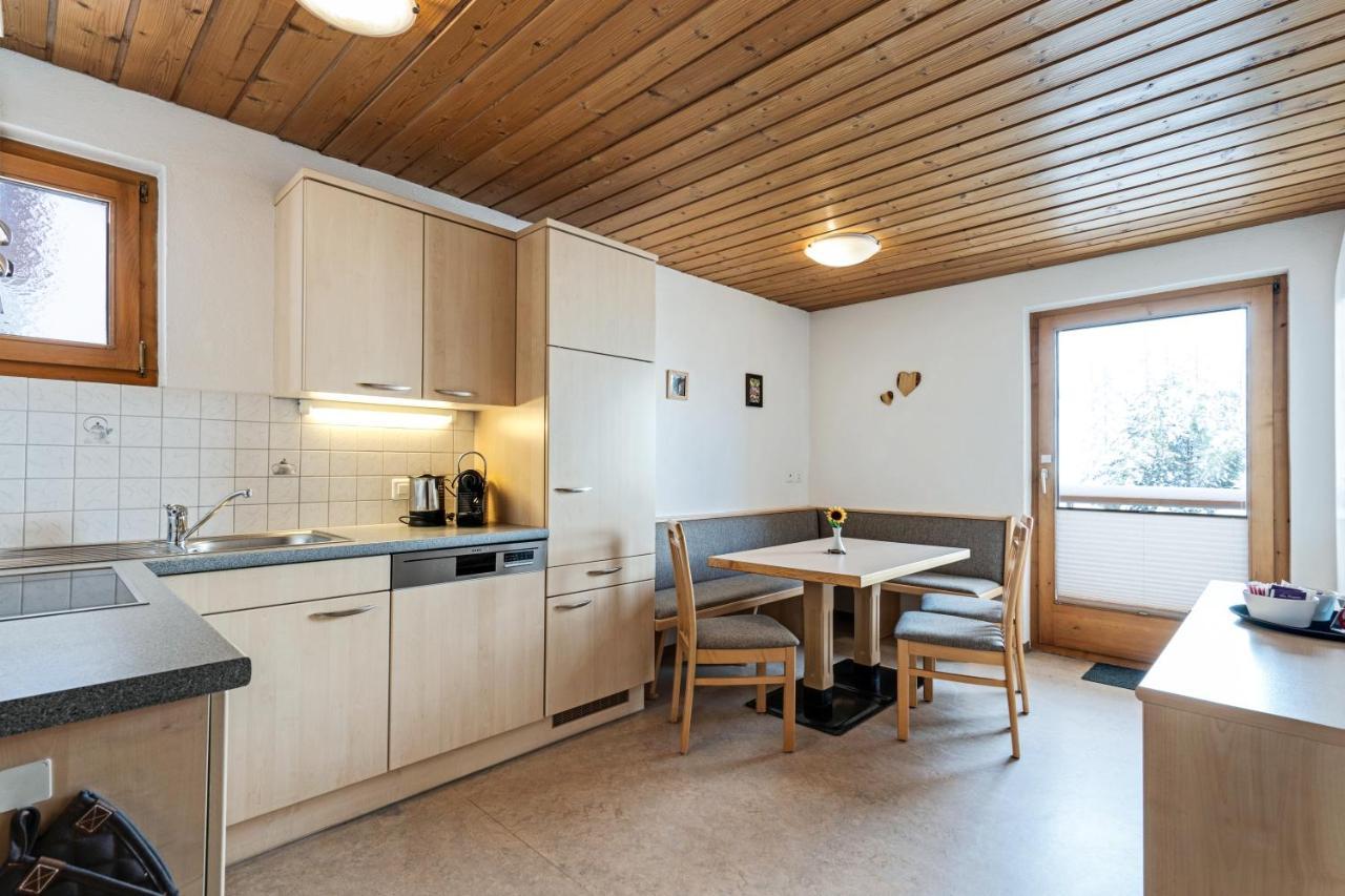 Haus Derby Apartment ซัมเนาน์ ภายนอก รูปภาพ